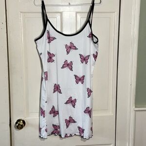 Women’s White XL nightgown with Pinkish purple Butterflies